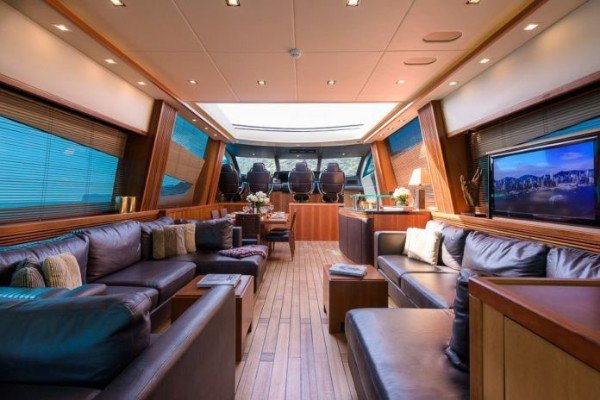 image-of-Aliko-Dangote-luxury-yacht-tour