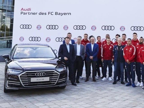 image-of-bayern-kingsley-coman-attends-training-in-mclaren-instead-of-audi