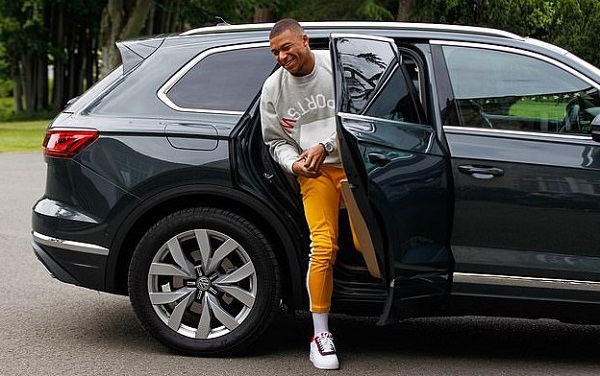 image-of-mbappe-car-collection