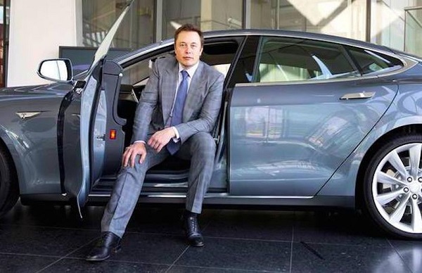 image-of-spacex-owner-car