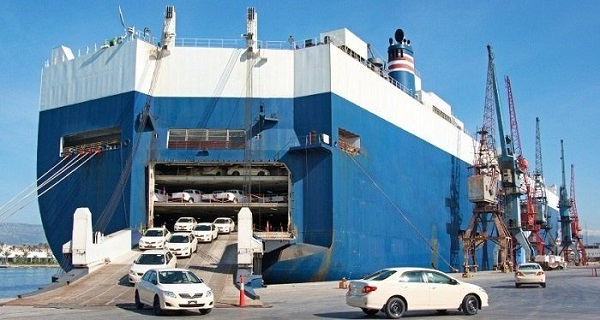 photo-of-cars-on-US-ship-from-Export-Auction