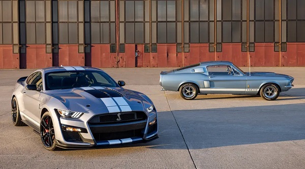 photo-of-ford-mustang-shelby-gt500-history-sports-cars